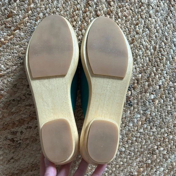 Beklina Low Sedia Sandals - Picture 5 of 6